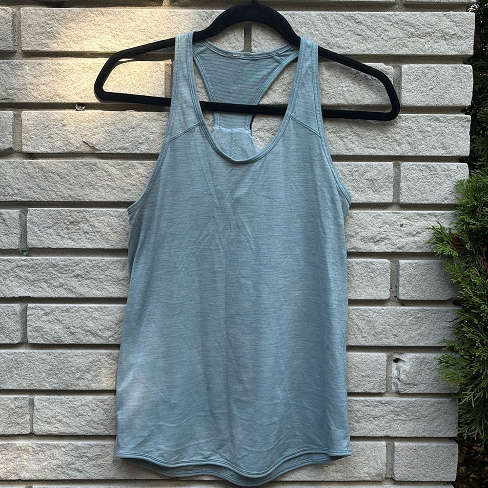 Lululemon Essential Tank Top Sz 4-6